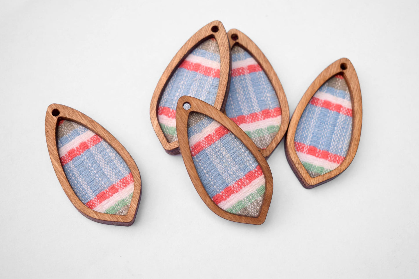 Retro Woven Recycled Fabric Pendant Lot 5 pcs