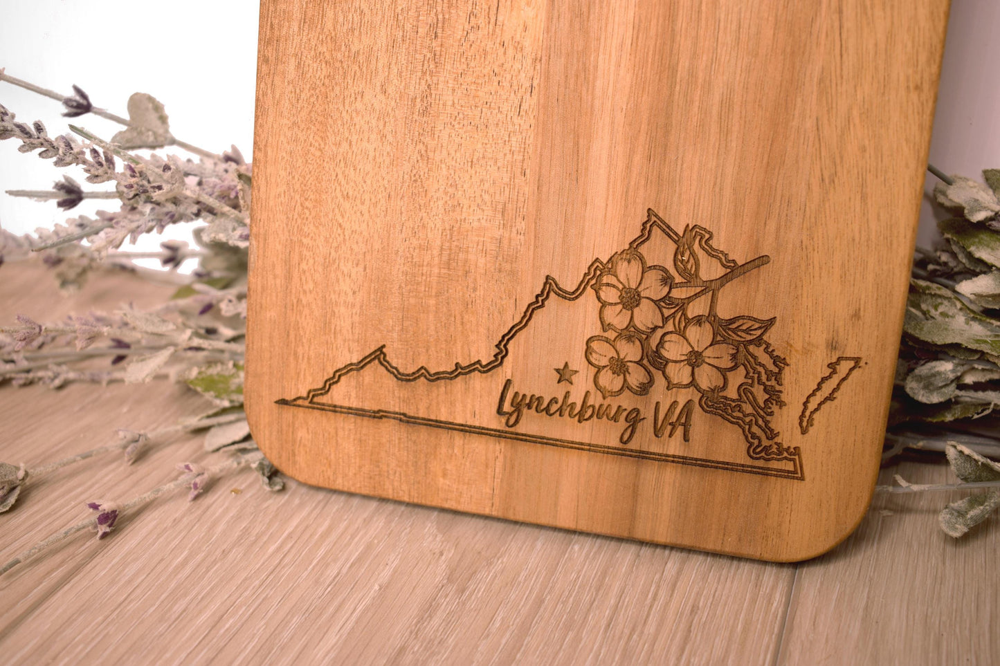 Custom Acacia Wood Cutting Board